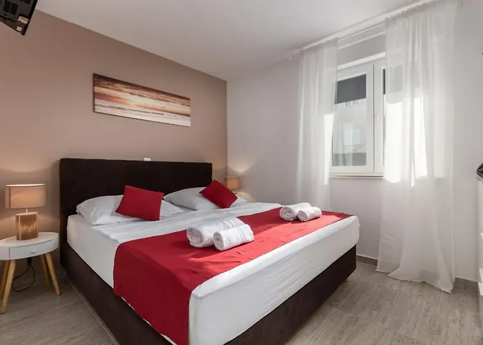 Cesare Apartmán Nin