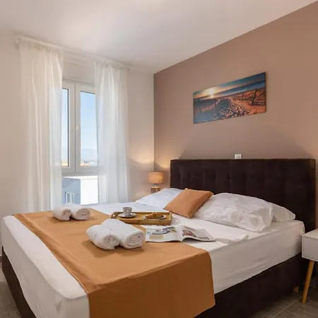 Cesare Apartamento