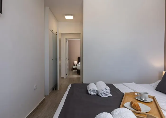 Cesare Apartmán Nin